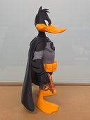 Boneco Daffy Duck Batman DC Version
