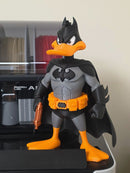 Boneco Daffy Duck Batman DC Version