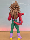Boneco Super Saiyan 4 Vegeta