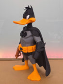 Boneco Daffy Duck Batman DC Version