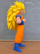 Boneco Goku Super Saiyan 3